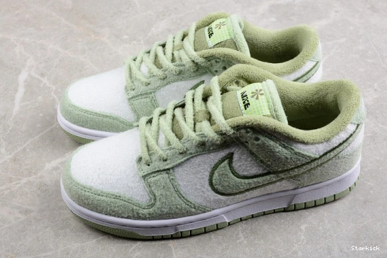 Honeydew Pack Nike SE Low Dunk DQ7579-300 Fleece 0201